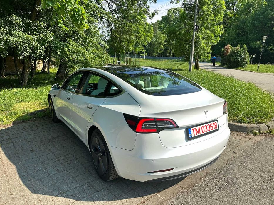 Tesla Model 3 Long Range Dual Motor 351 Cp