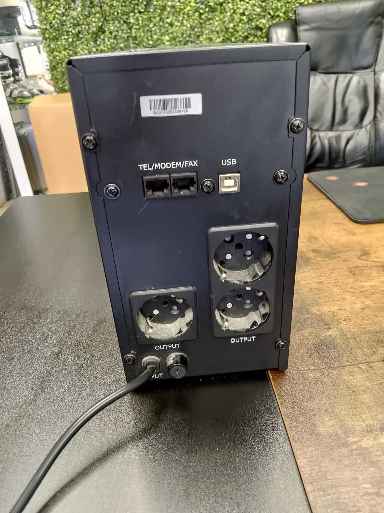 Turbo-X UPS 1500 VA Line Interactive EA2150
