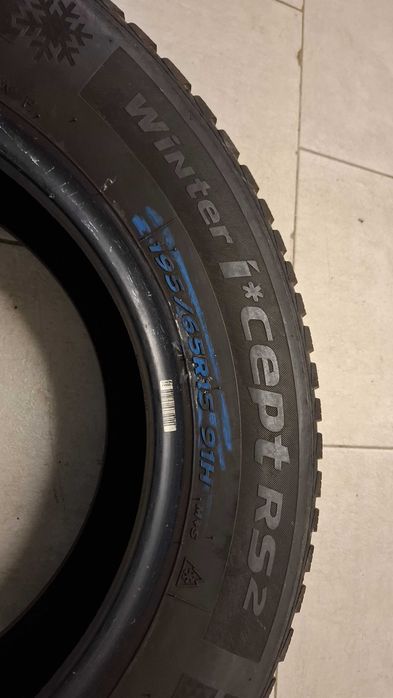 2бр зимни гуми Hankook 195 65 15