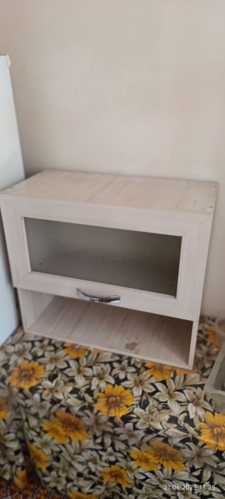 Продам полку для кухни