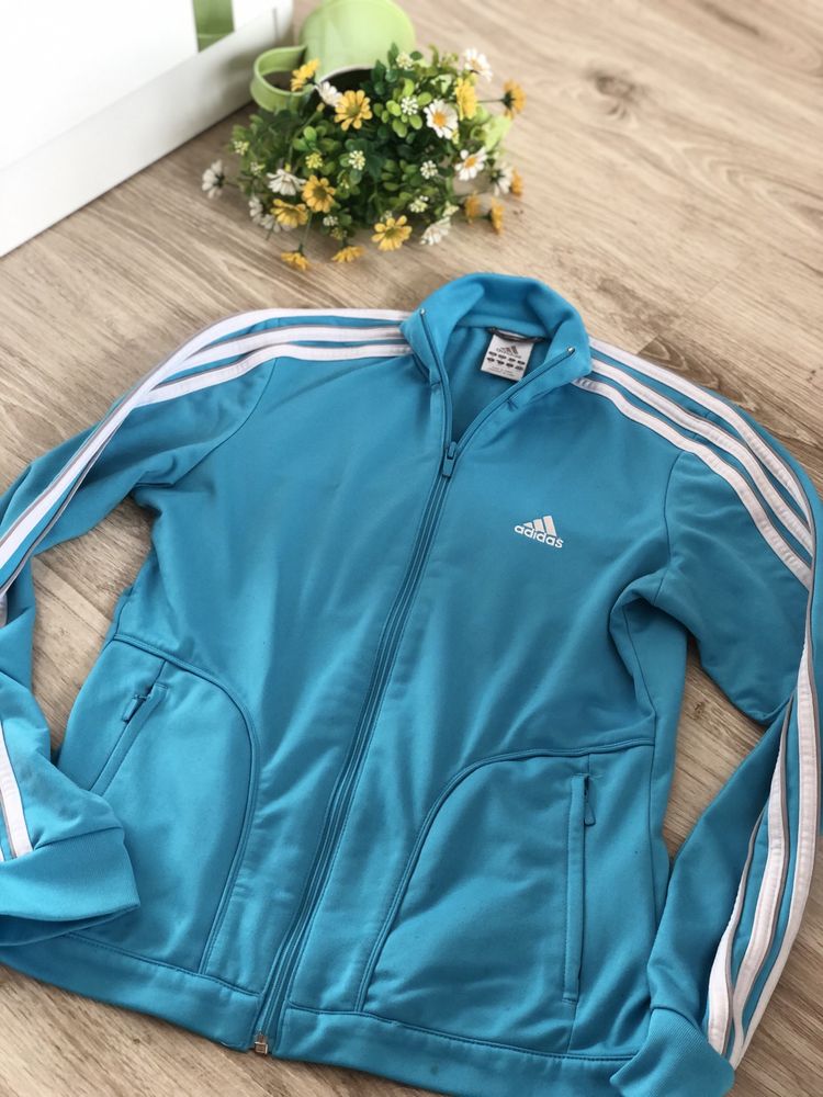 Суичъри, горнища Adidas