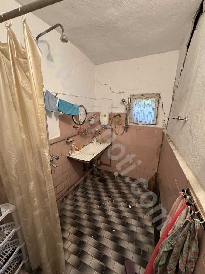 Къща с голям потенциал, в с. Дичин