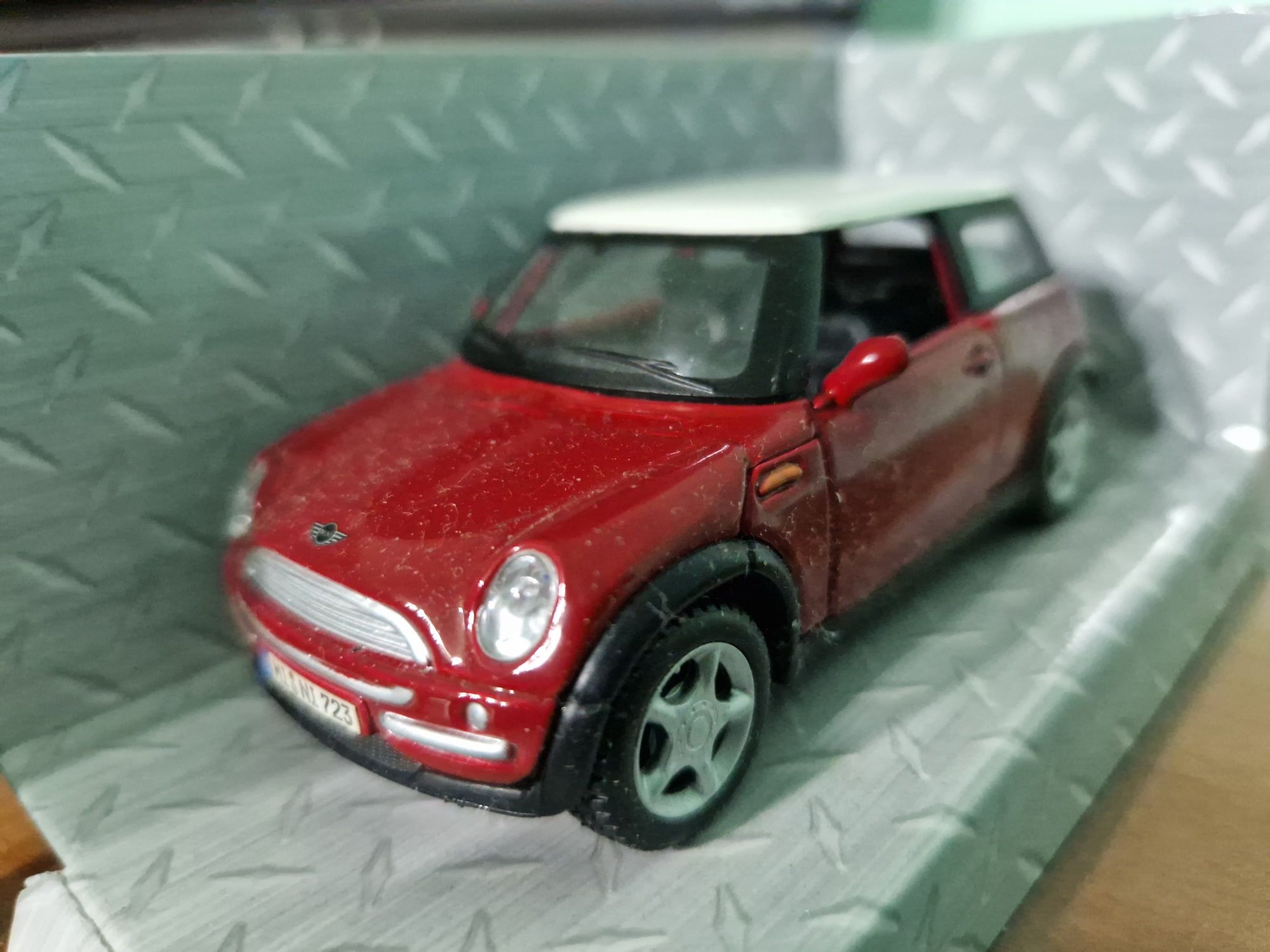 Machete auto 1:43