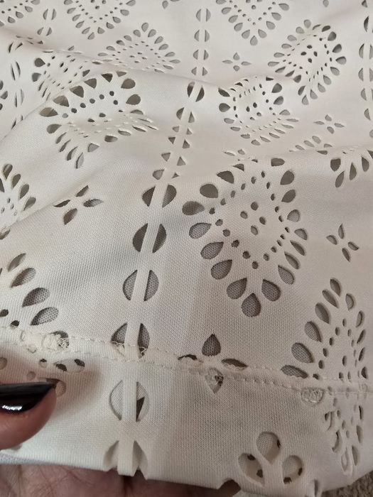 Продавам рокля - размер S