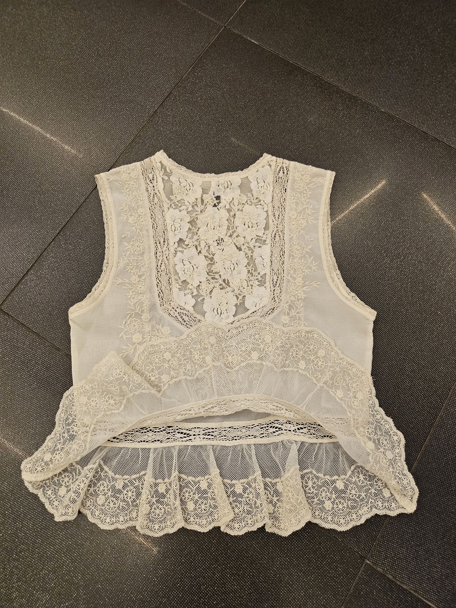 ZARA топ с памучна дантела S-36