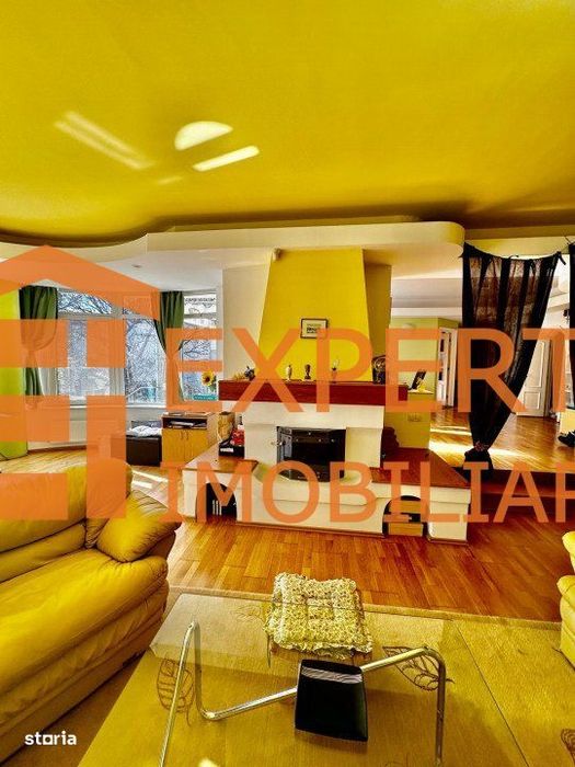 Vila S+P+1+M in zona Faleza Nord - Universitate