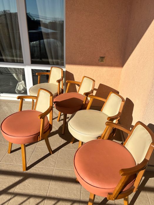 5 бр. кожени столове