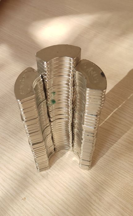 Магниты неодимовые (из жёстких дисков)