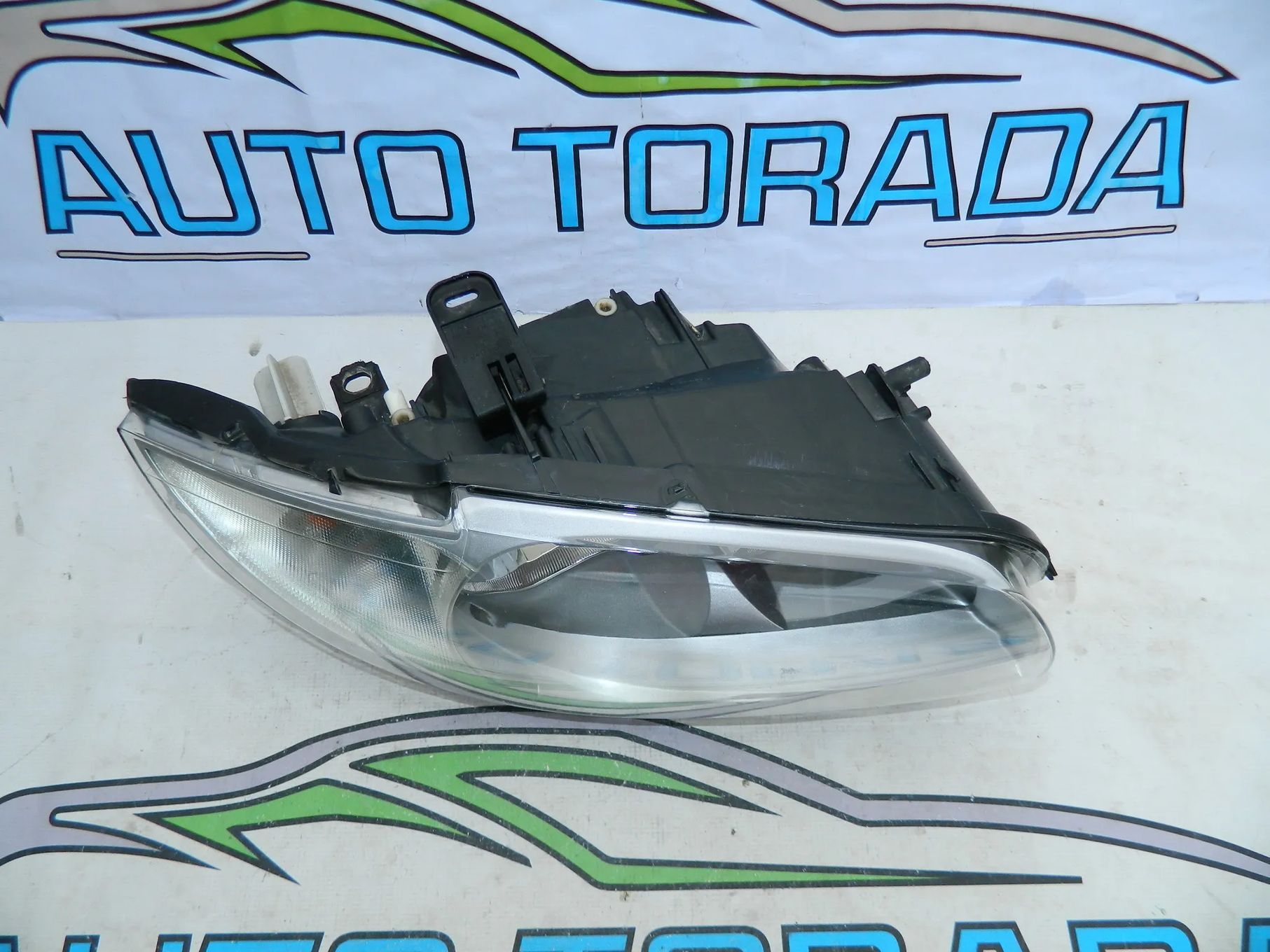 Far dreapta halogen BMW seria 1 E81/E82/E87/E88 model (2004-2013), cod 6924488