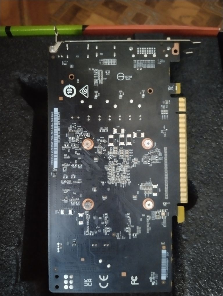Видеокарта 1050 ti