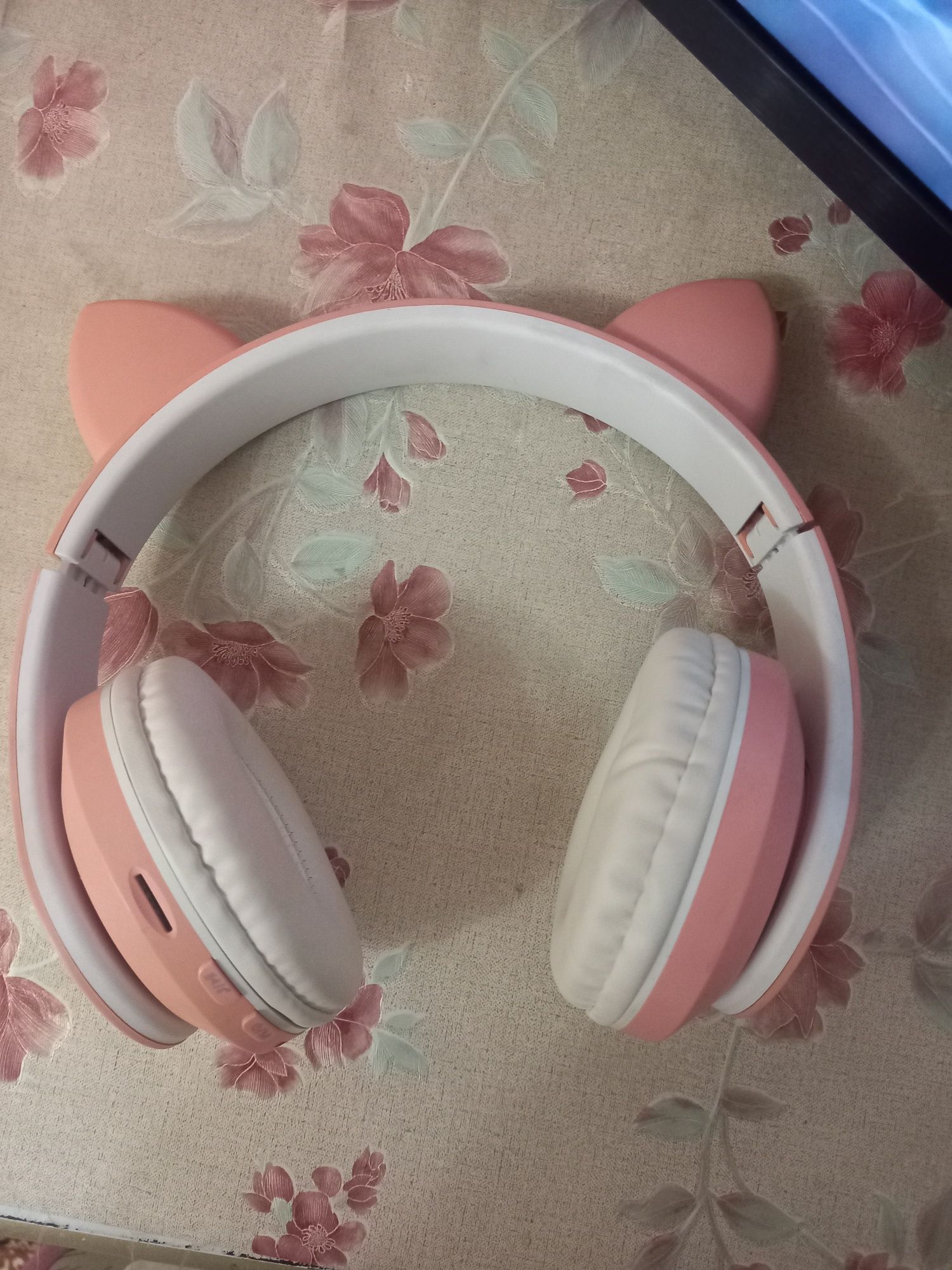 Bluetooth naushnik