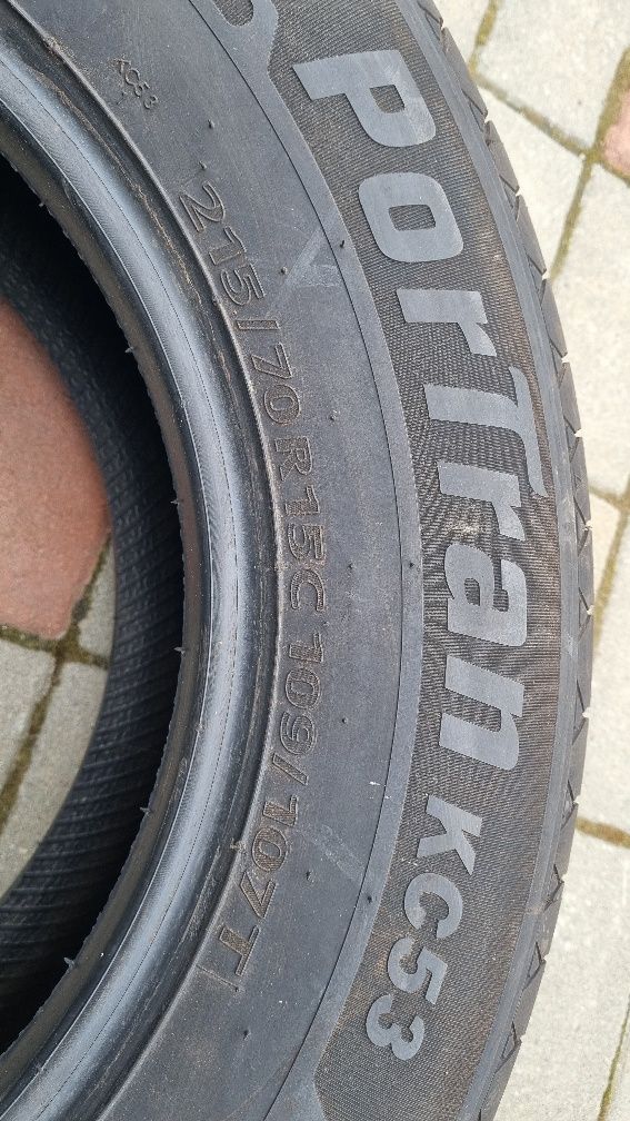 Michelin Agilis 225/75R 16CP și  KUMHO 215 75R 15C
