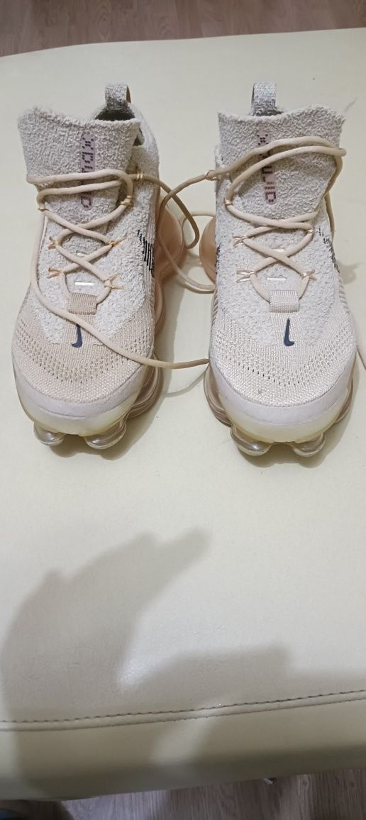 Nike scorpion 39