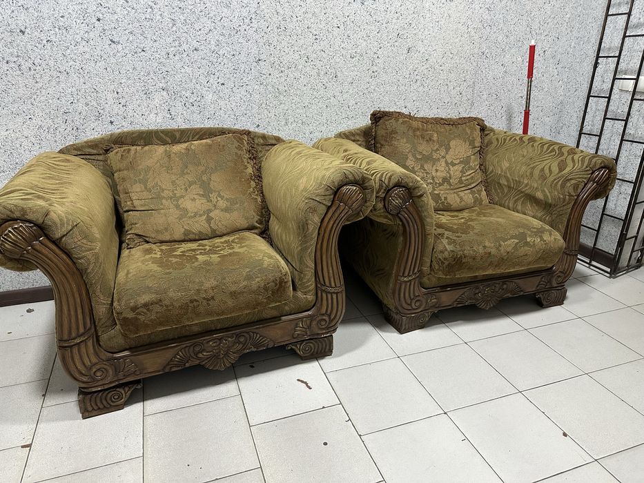 Продам два кресла в нормальном состоянии! Согдиана