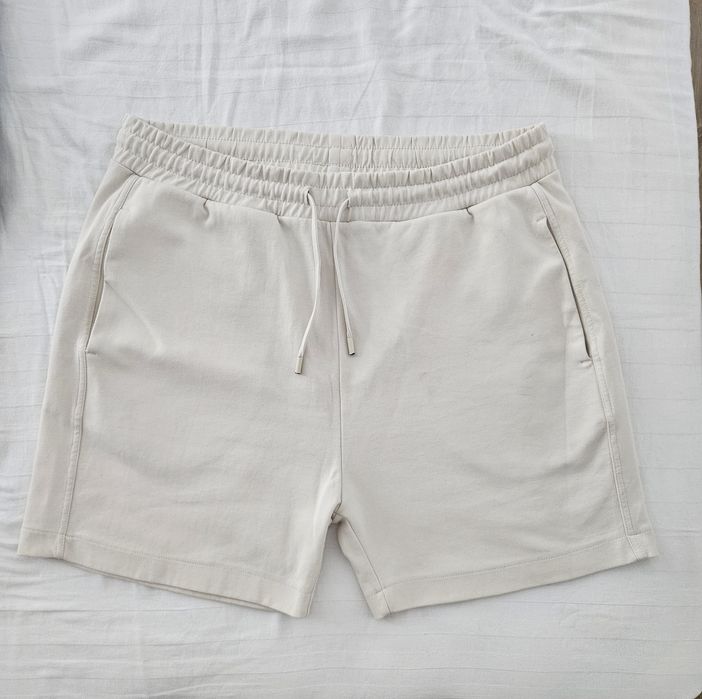 Pantaloni scurti Zara XL