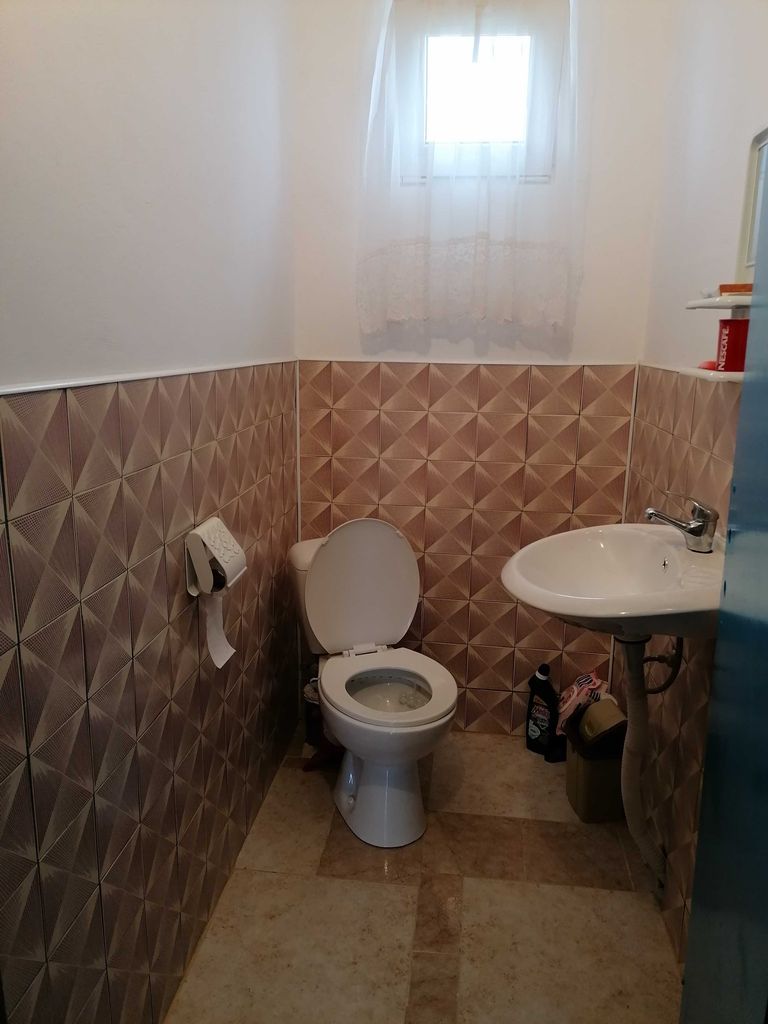 Продава се Къща в с. Стоб, Област Кюстендил - 110 кв.м за 1182 €/кв.м - Снимка #17