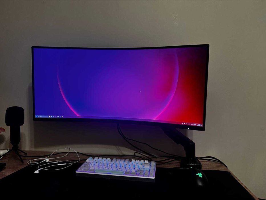 Игровой компьютер с монитором с периферией 3080+5700x3d