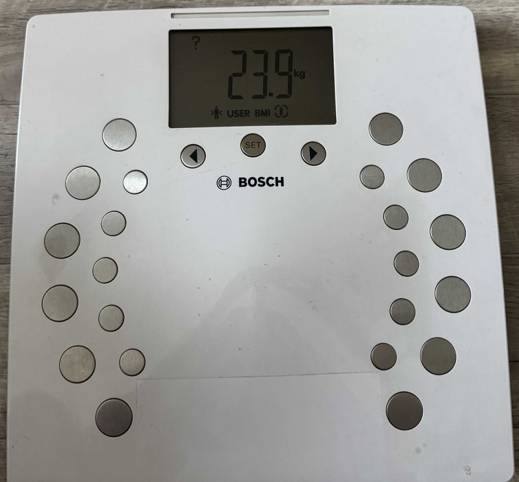 Весы напольные Bosch PPW2360/01