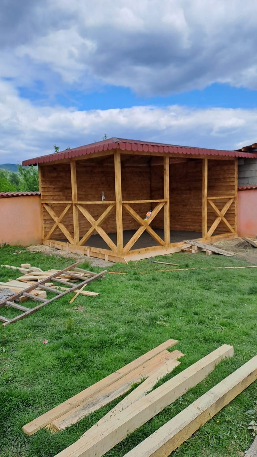 Foișoare, magazii, case, cabane A frame