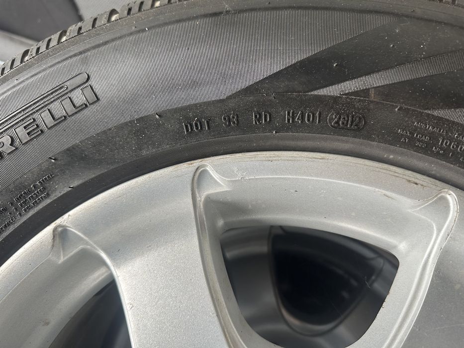 Гуми с джанти за джип Pirelli 255/65/17
