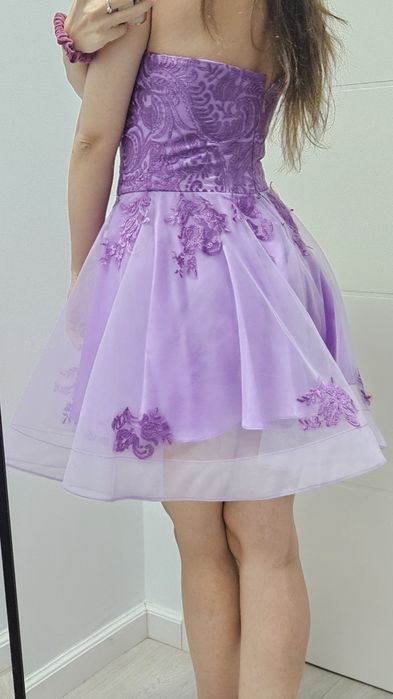 Rochiță scurtă de ocazie