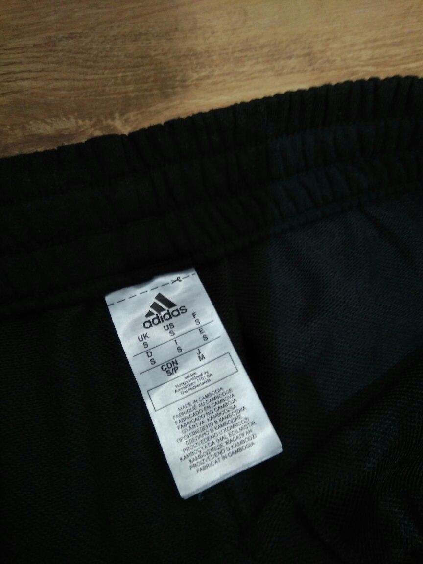 Pantaloni de trening Adidas mărimea S