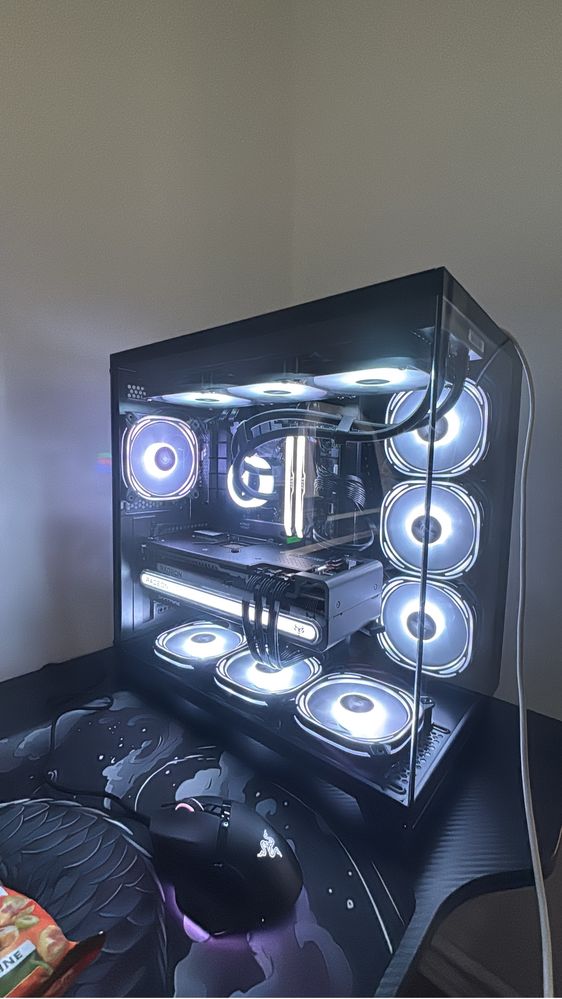 Pc gaming rx 7900xtx nitro + ryzen 5 9600x