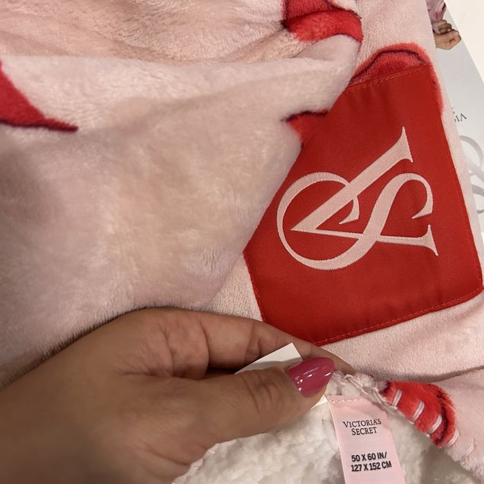 Victoria’s Secret ново оригинално меко зимно одеало внос от САЩ