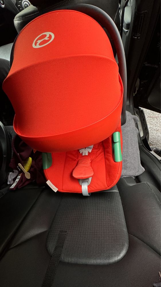 De vânzare scoică ATON S2 I-SIZE HIBISCUS RED și baza ONE Isofix