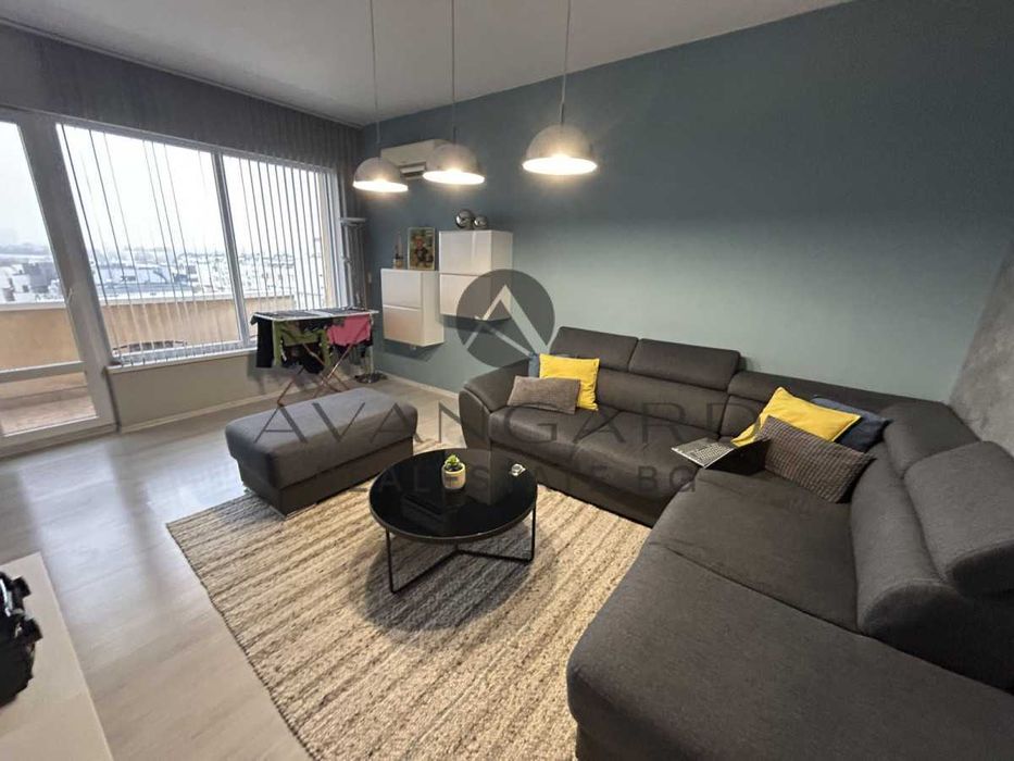 Продава се Тристаен апартамент в Пловдив, Център - 88 кв.м за 1796 €/кв.м - Снимка #1