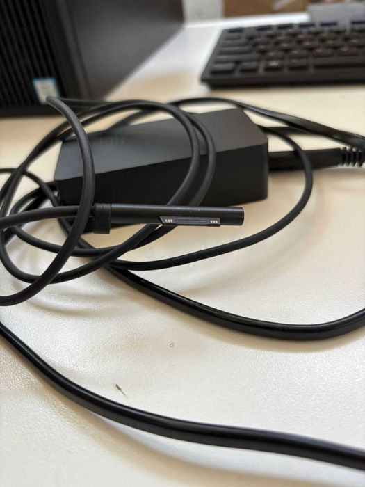 Adaptor Alimentare MU65W-A1706, 65W, Universal 100-240V