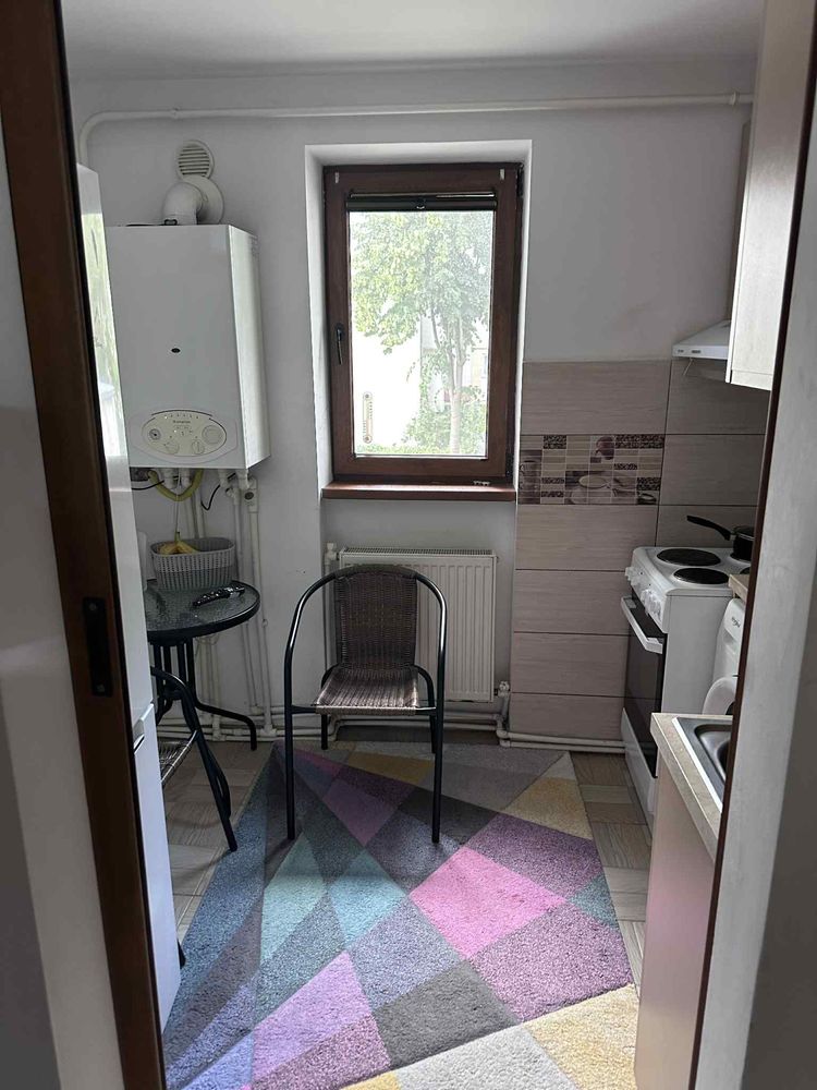Apartament 2 camere decomandat etaj 1