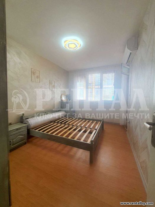 Тристаен нов апартамент срещу Тримонциум