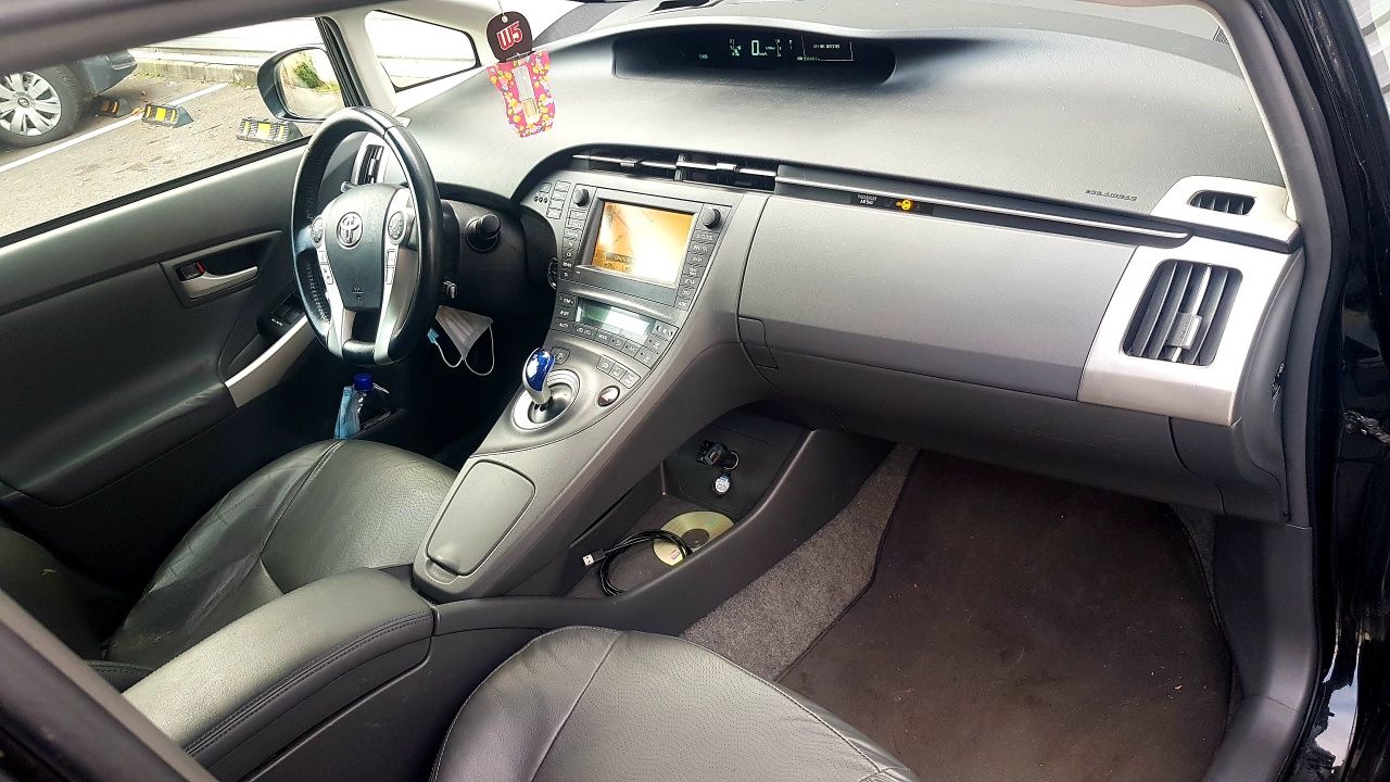 Toyota Prius Hybrid 1.8benzina 140cp euro 5 Full:Radar Piele Navi bixe