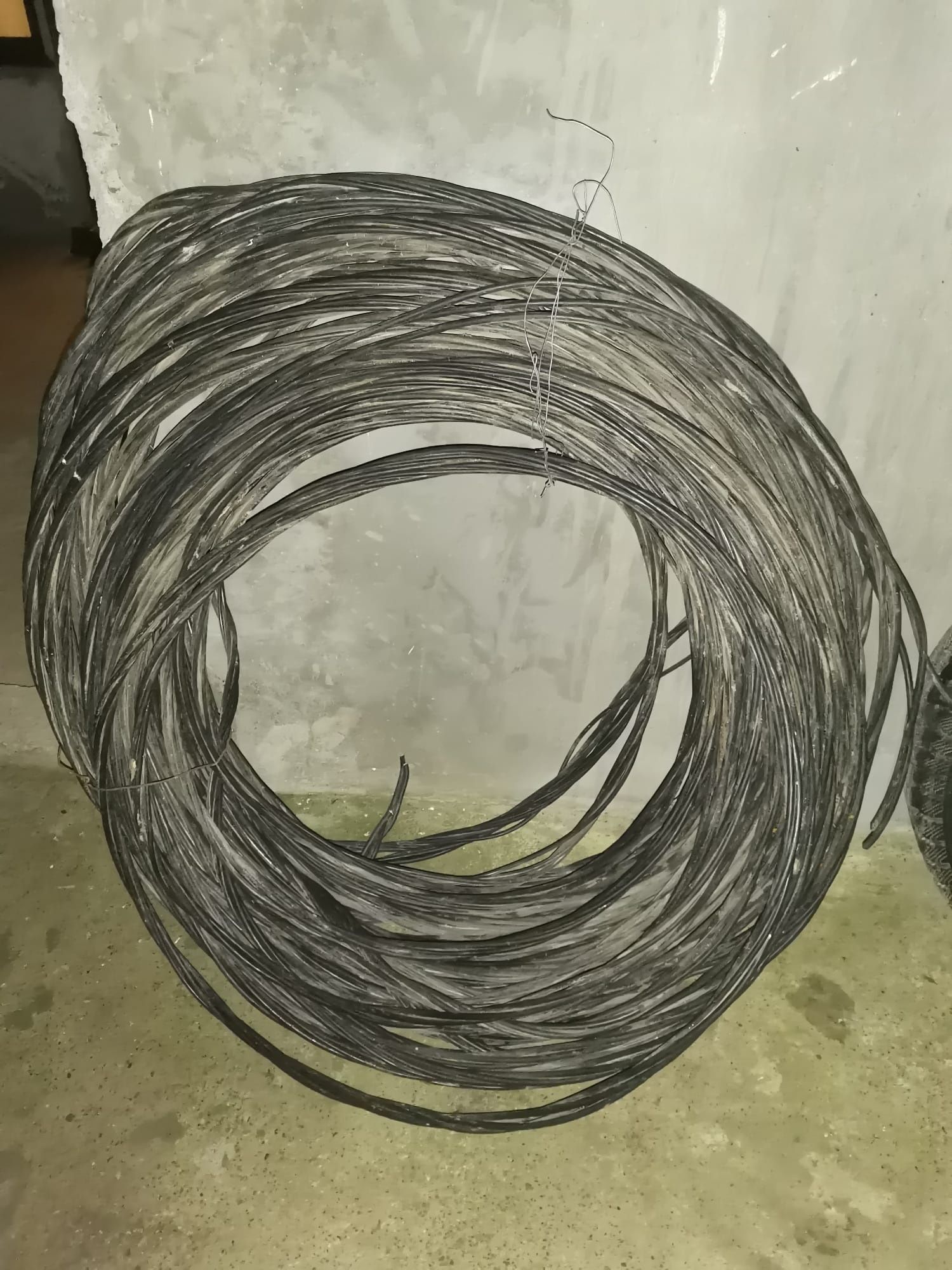 Cablu aerian de aluminiu, branșament de vanzare