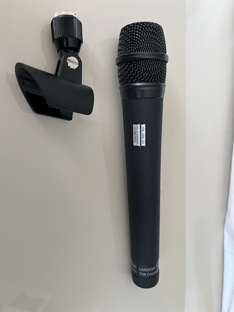 TOA WM-5220 UHF Wireless ръчен безжичен микрофон