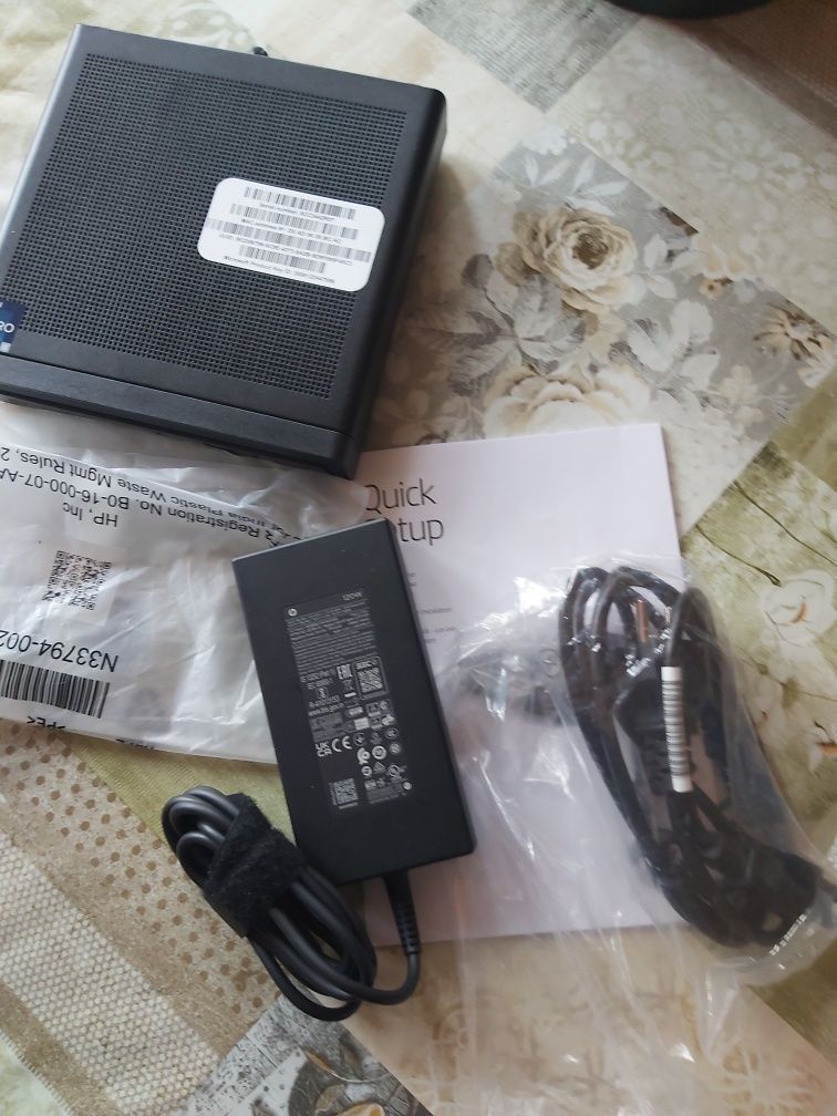 Мини компютър HP