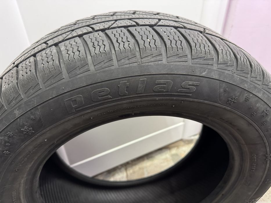 Комплект 2бр.  зимни гуми 215/60/R16 Petlas Snow Master