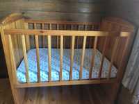 Продам деревянную детскую кровать