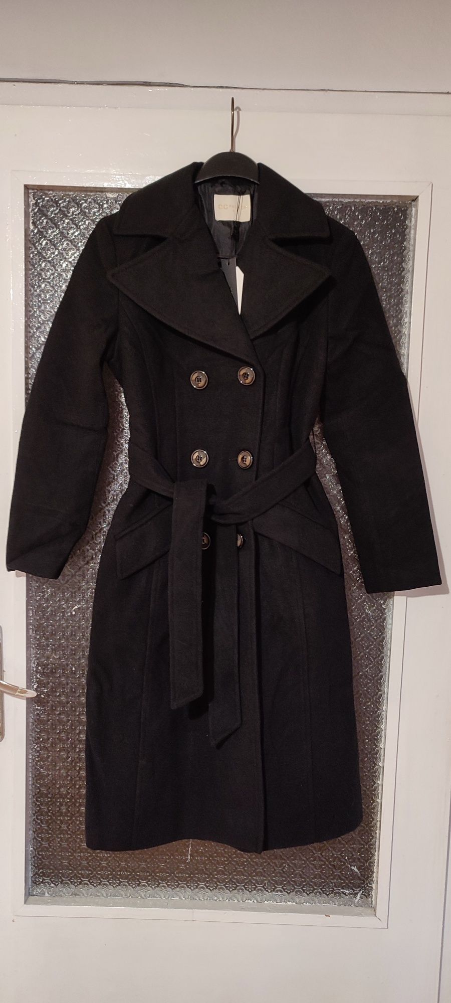 НОВО Дамско вталено палто с етикет