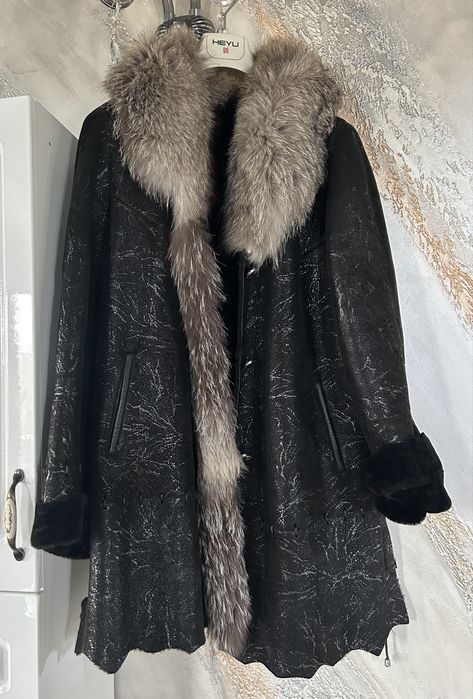 Haina din piele cu blana naturala