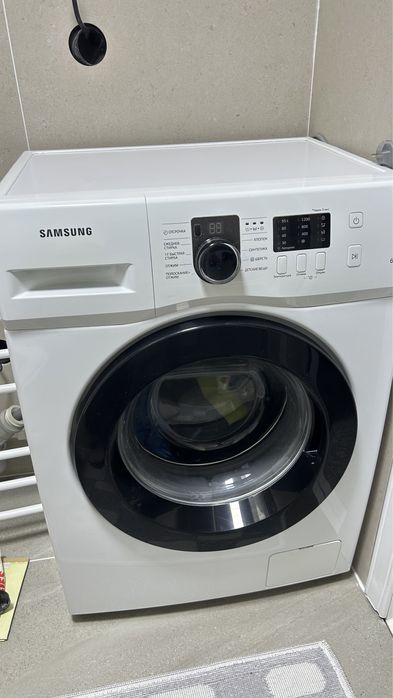 Продается стиральная машинка самсунг 6,5 кг