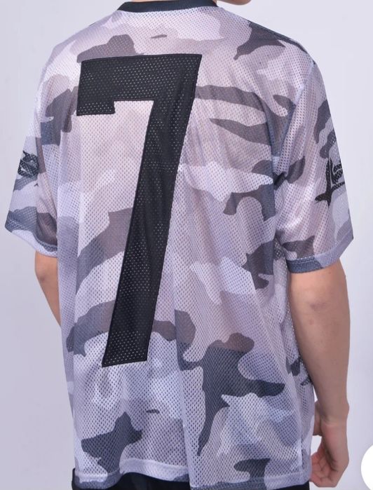 Чисто нова тениска Luda N7. XL