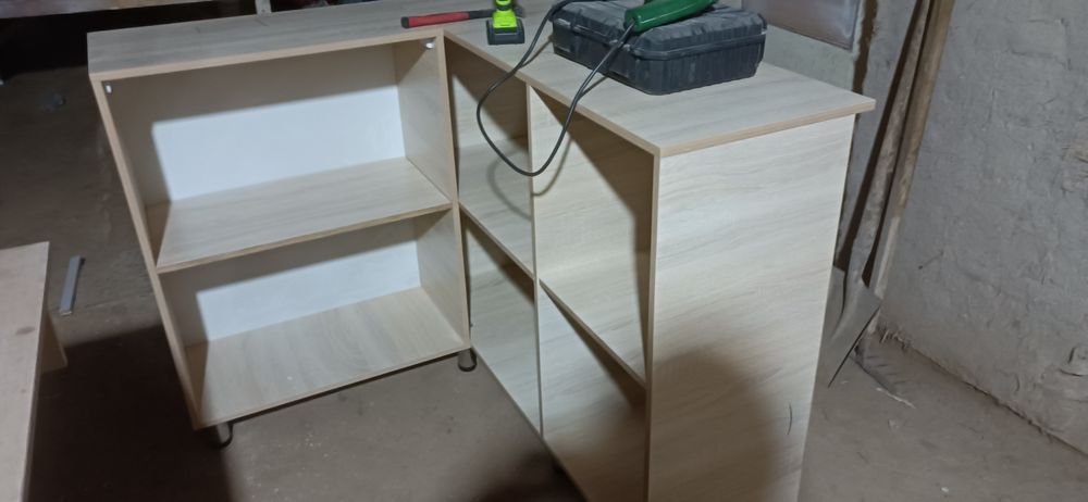 Мебель, бар, касса