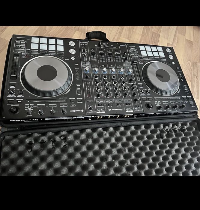 Pioneer DDJ RZ + FlightCase
