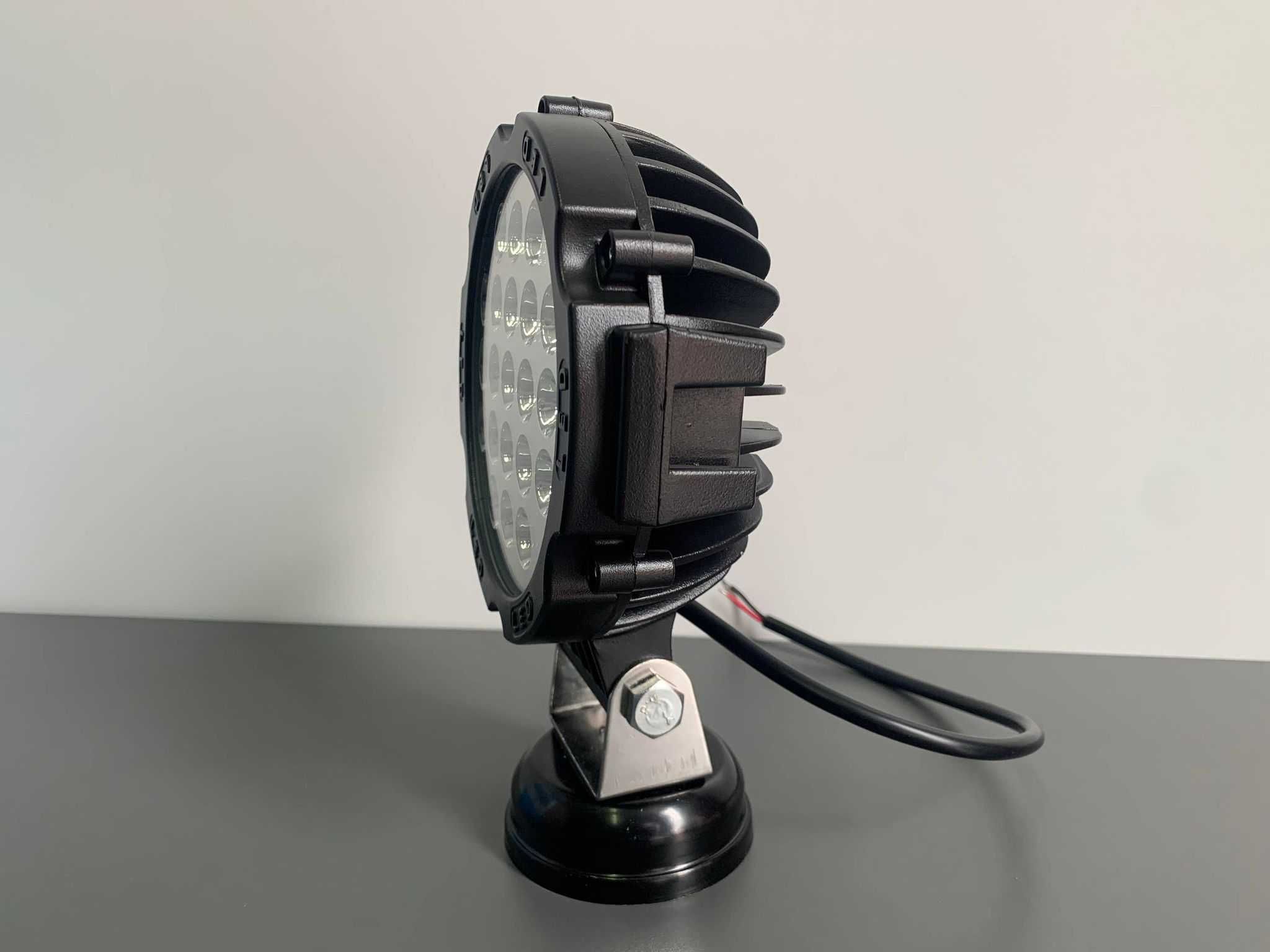 Proiector auto LED off road 51W