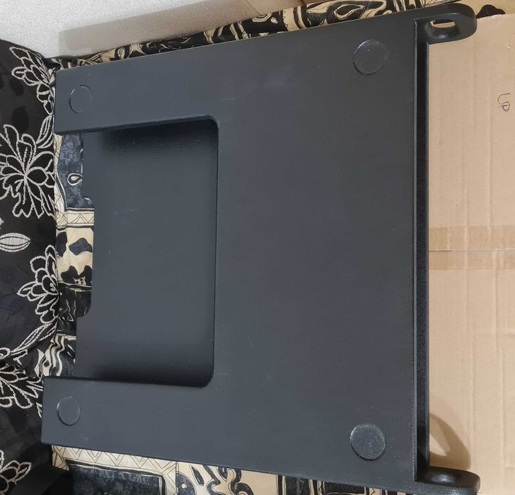 Rack pentru module de 19 inchi