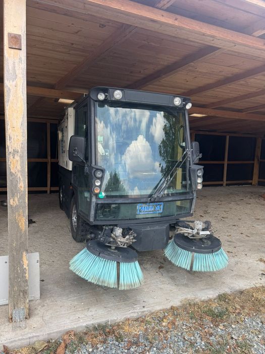 AutoMaturatoare aspirator stradal  Schmidt 2 perii aspirator karcher