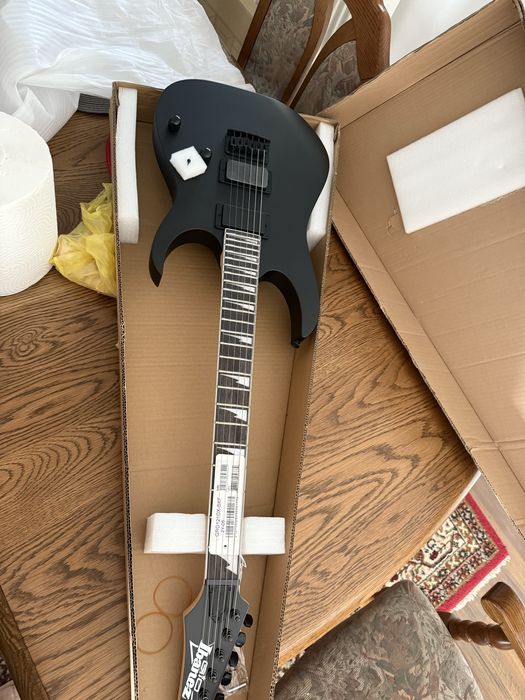 Chitara electrica Ibanez