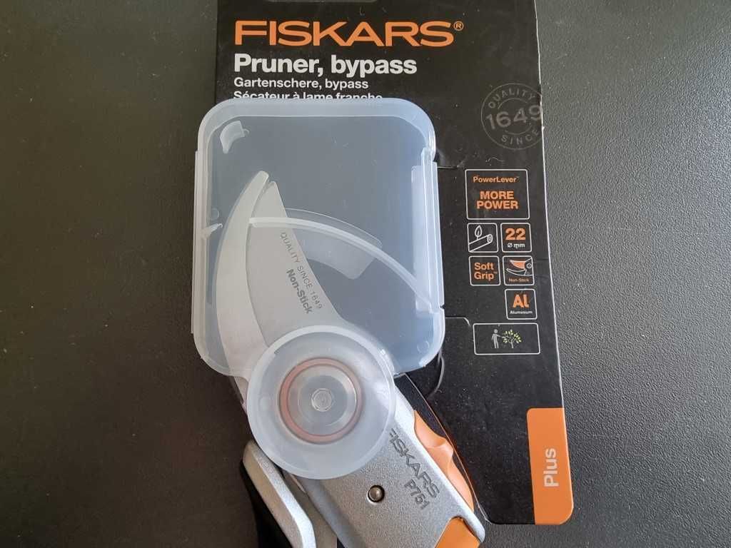 Fiskars P531 PLUS - Plus P541 - P751 - лозарски и градинскки ножици